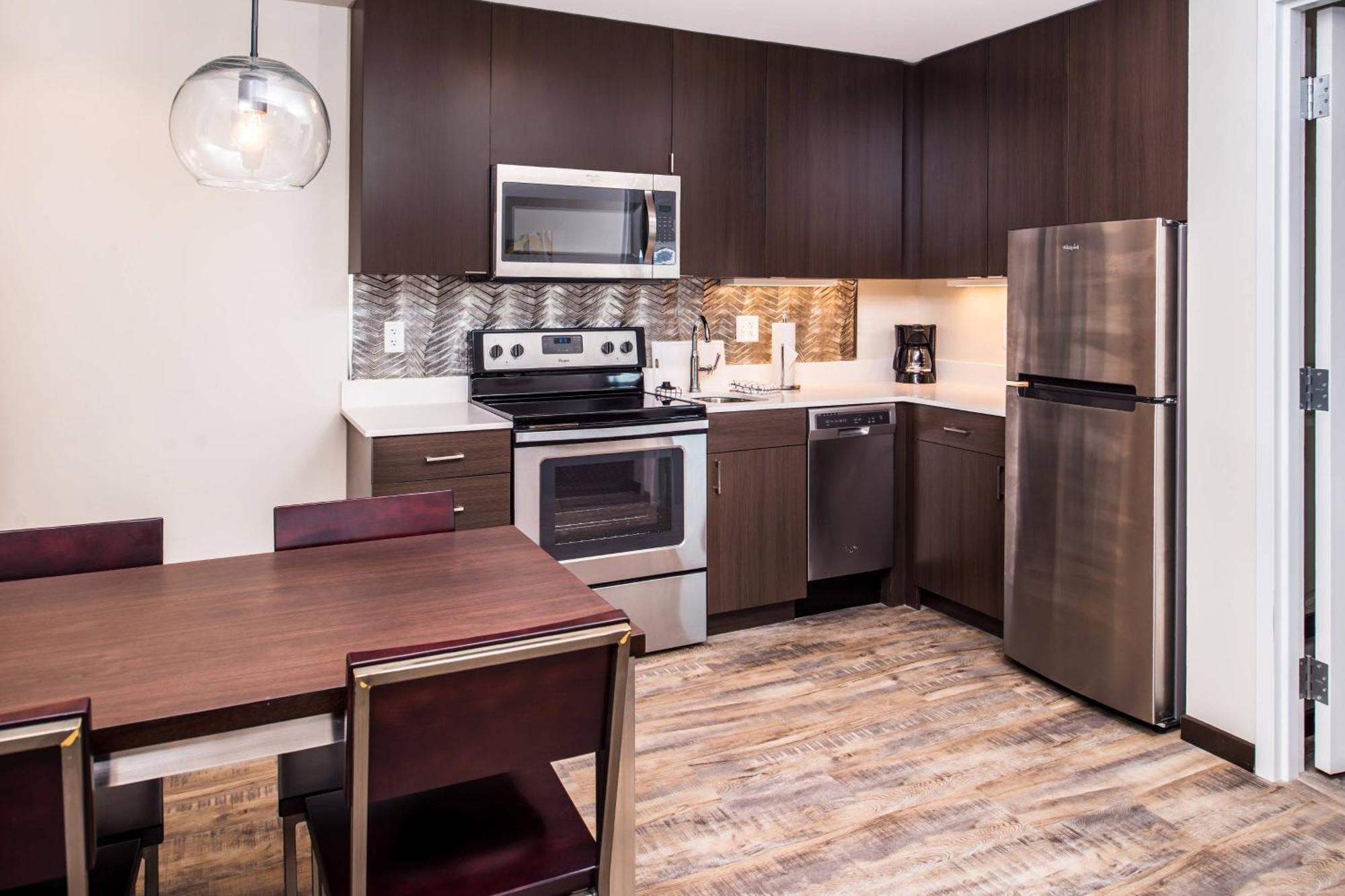 Hotel By Marriott Oakland/university Place Pittsburgh